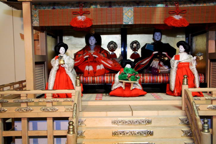 в галерею
японского праздника девочек
хина мацури
