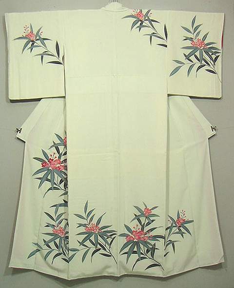 Цукесаге,
кимоно